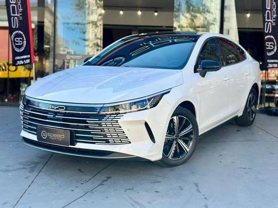 BYD KING 1.5 DM-I PHEV GS AUTOMÁTICO BYD KING 1.5 DM-I PHEV GS AUTOMÁTICO